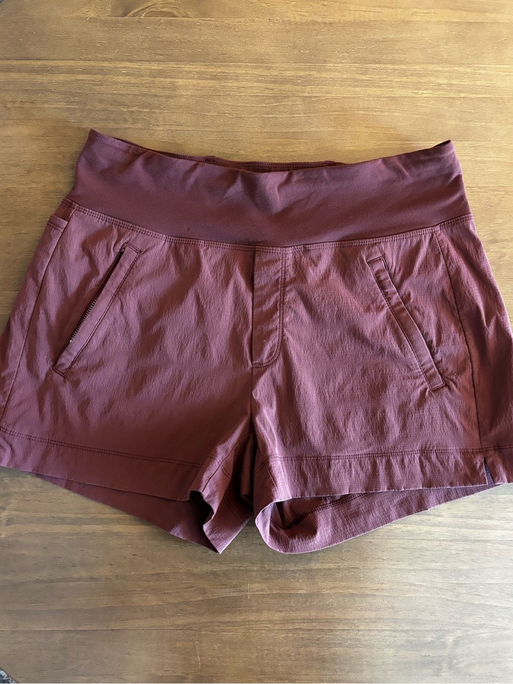 Athleta Trekkie North Shorts